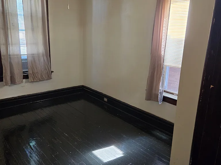 3421 Hartford St — Photo 7