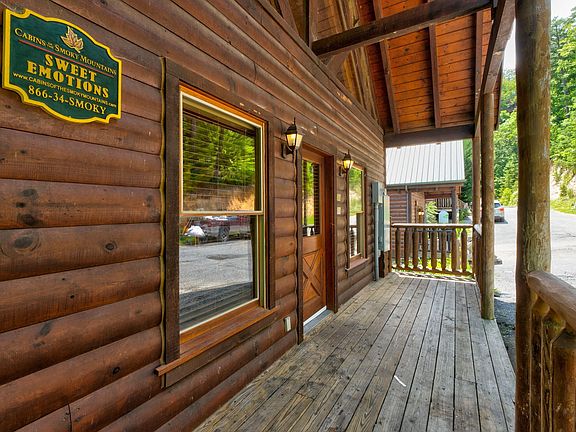 4th image of 2251 Upper Middle Creek Rd #G