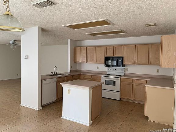 5th image of 6126 Border Trail Dr