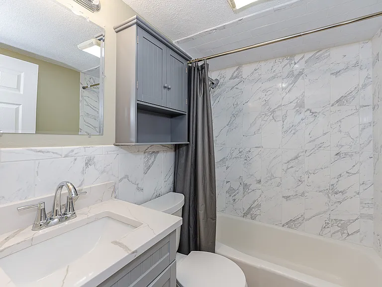 11 Crescent Dr #2 — Photo 29