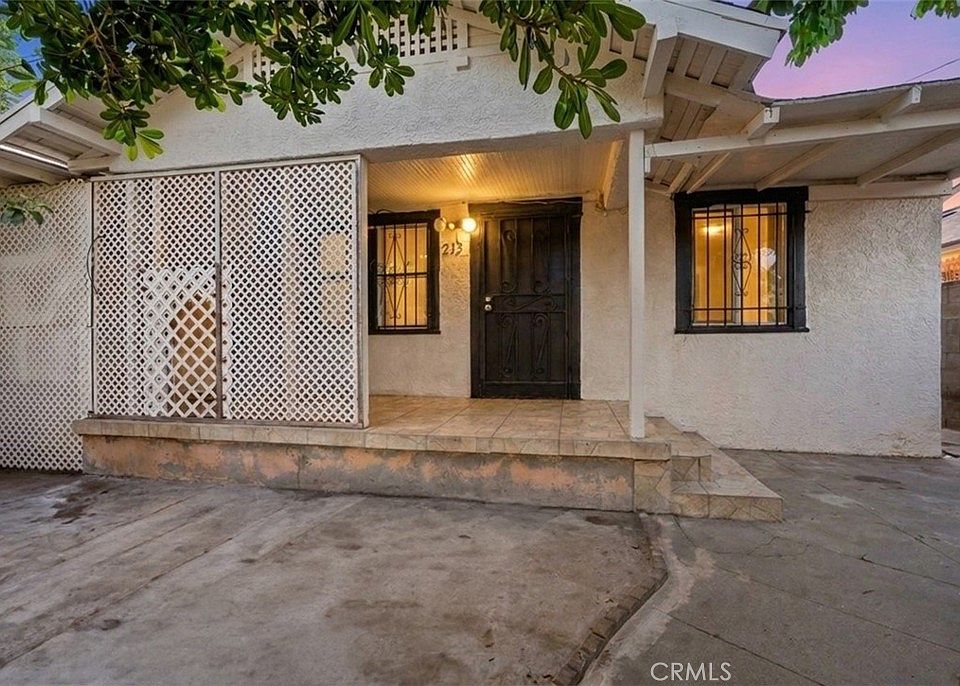 1st image of 238 W 90th St