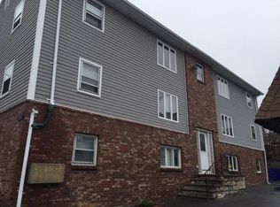 243 Robeson St APT 2, Fall River, MA 02720
