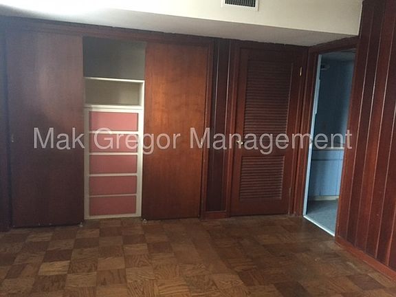 5th image of 3812 Briar Pl