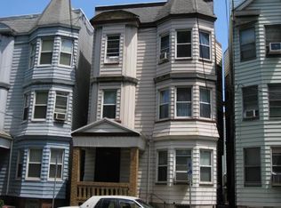 254 Van Buren St, Newark, NJ 07105