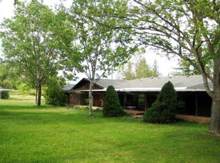 12321 Highway 62, Eagle Pt, OR 97524