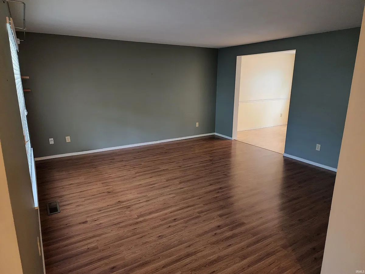 Building Photo - 3819 S Claybridge Dr