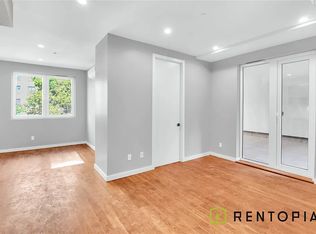 13 Garden St APT 3B, Brooklyn, NY 11206