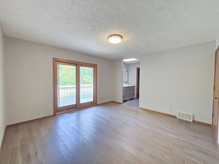 3425 E 61st Ave — Photo 25