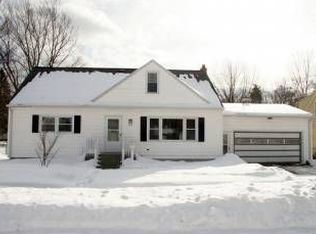 628 Lincoln Ave, Lansing, MI 48910