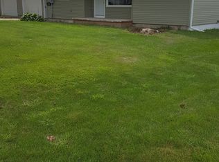 136 Scenic Dr, Vinton, IA 52349