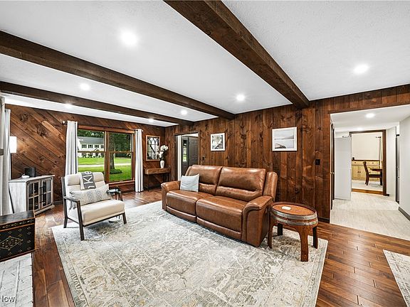 4th image of 7349 Hudson Park Dr