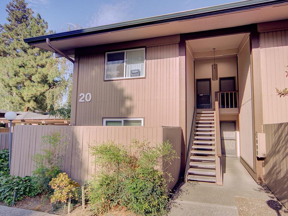 1st image of 121 Buckingham Dr Unit 46