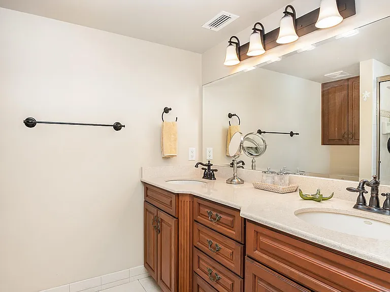 2150 Atlantic St #423 — Photo 17