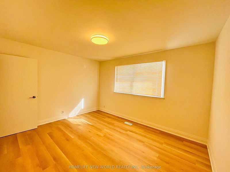 Toronto House for rent - 3 Bedrooms — photo 13
