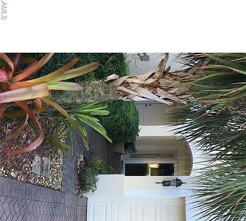2nd image of 1096 Oxford Ln #46