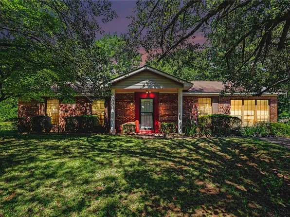 1870 Taffeta Cv, Lithonia, GA 30058