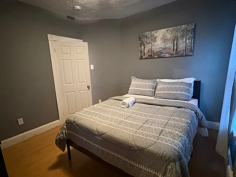 549 Washington Ave #2 — Photo 20