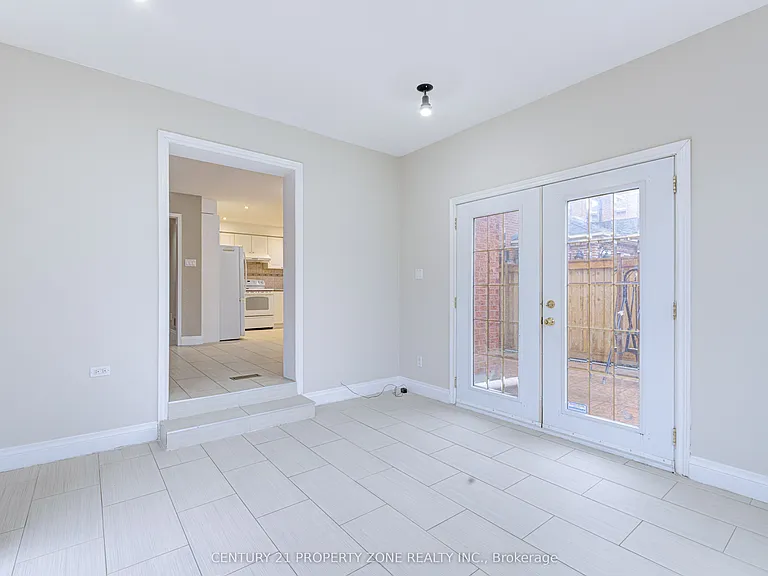 4 Compton Ct — Photo 18