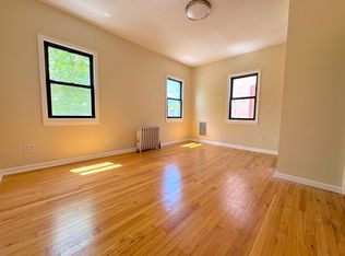6039 75th Ave #2, Ridgewood, NY 11385