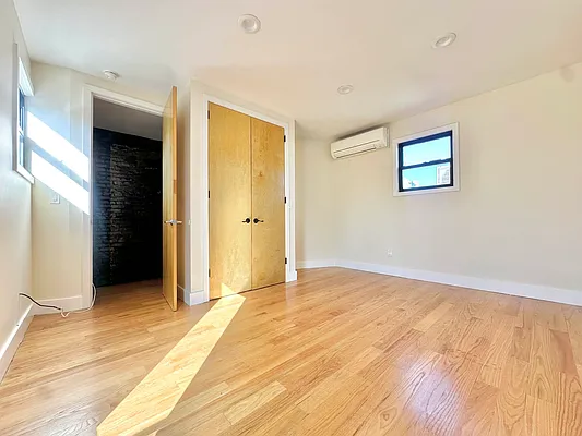 Rented by Doorway NYC, LLC | media 9