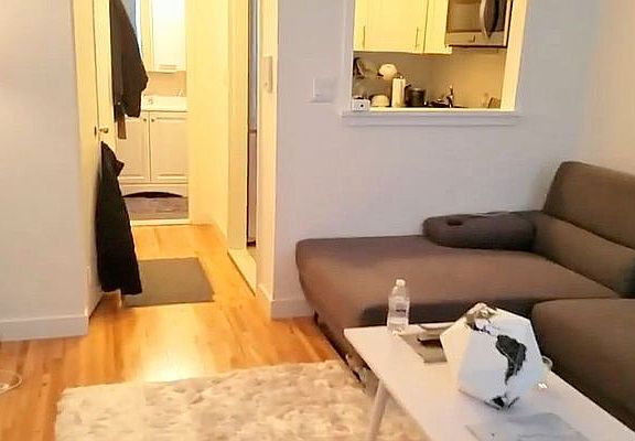 2nd image of 1667 1st Ave #1E