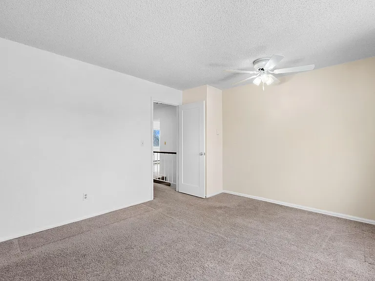1009 S Lewiston Way — Photo 34