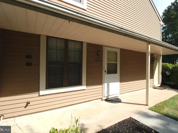 207A Derry Hill Ct, Mount Laurel, NJ 08054