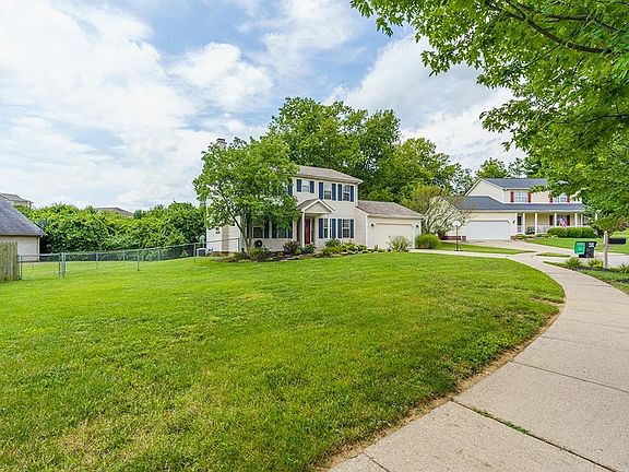3rd image of 4013 Forsythe Dr