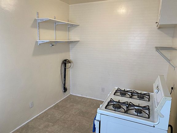 5th image of 2635 Maceo St