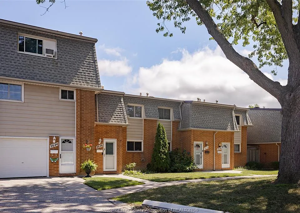 2626 Vine Ct #137