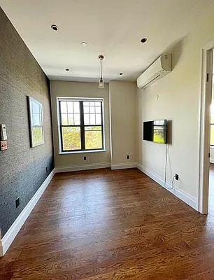 Rented by Voro NYC | media 5