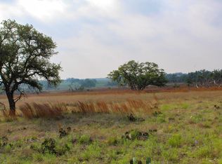 277 Apache Trce NW, Harper, TX 78631