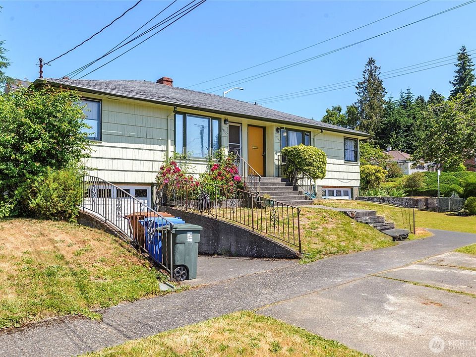 2nd image of 3903 N 16th Street
