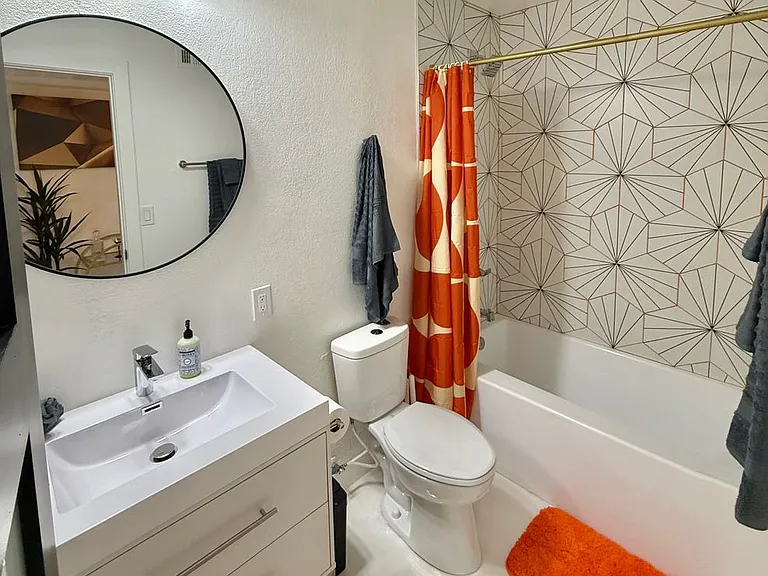 810 E Colter St — Photo 40