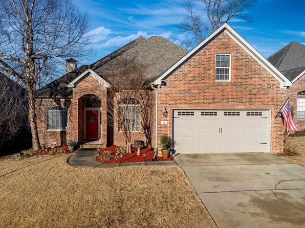 18 Glasgow Ct, Little Rock, AR 72211