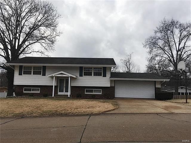 1st image of 1204 Alexander Dr