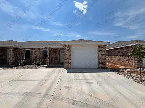 2121 Bobwhite Ct. Photo 1