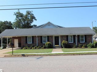 205 W Church St, Greer, SC 29650