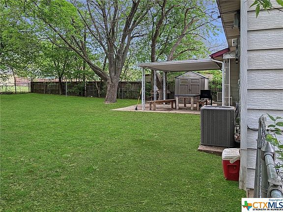 5th image of 1402 Alta Mira Dr
