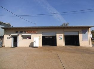 1618 Sacramento St, Redding, CA 96001