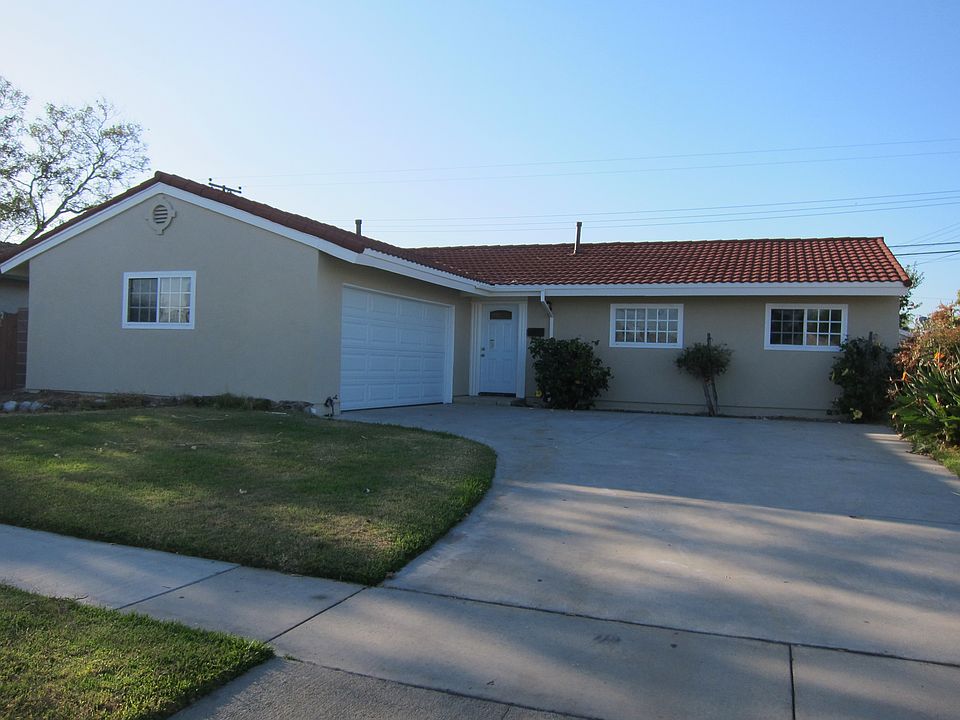 1st image of 12639 206th St