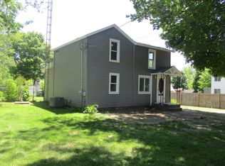 412 N Swan St, Colon, MI 49040