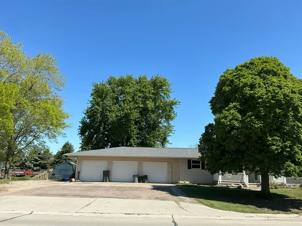 808 E 8th St, Columbus, NE 68601