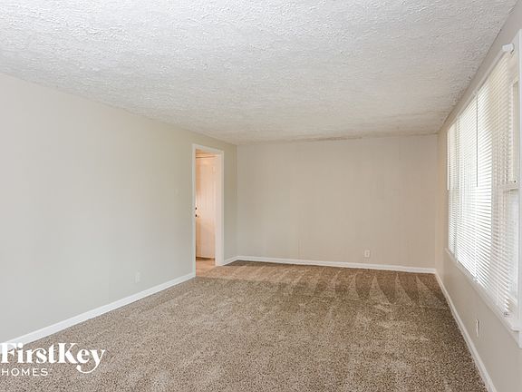 4th image of 2019 E Edgewood Ave