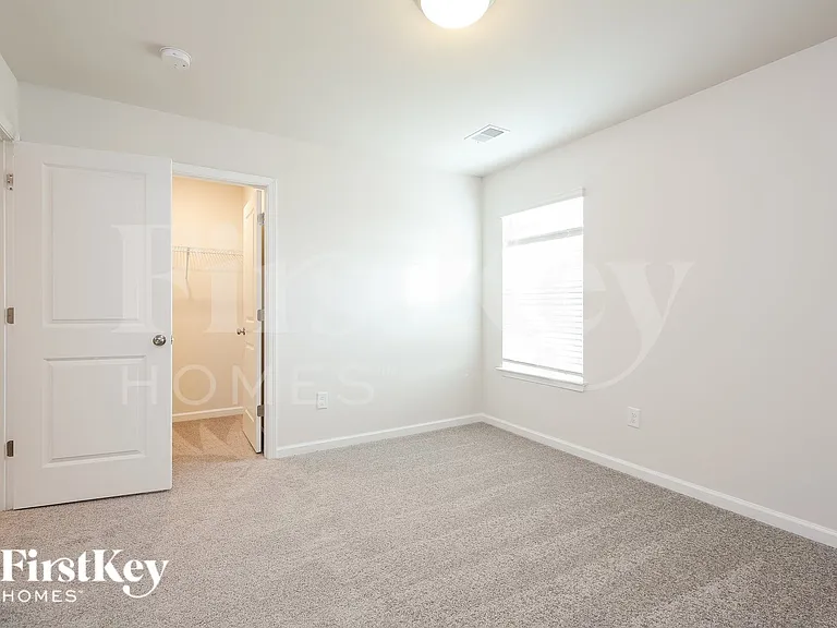 701 Birchcrest Way — Photo 11