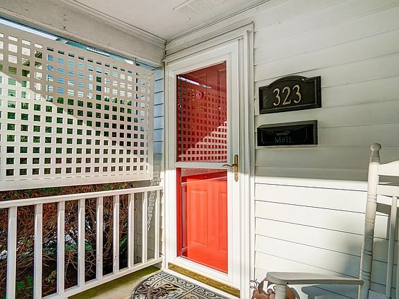 4th image of 323 N Granger St