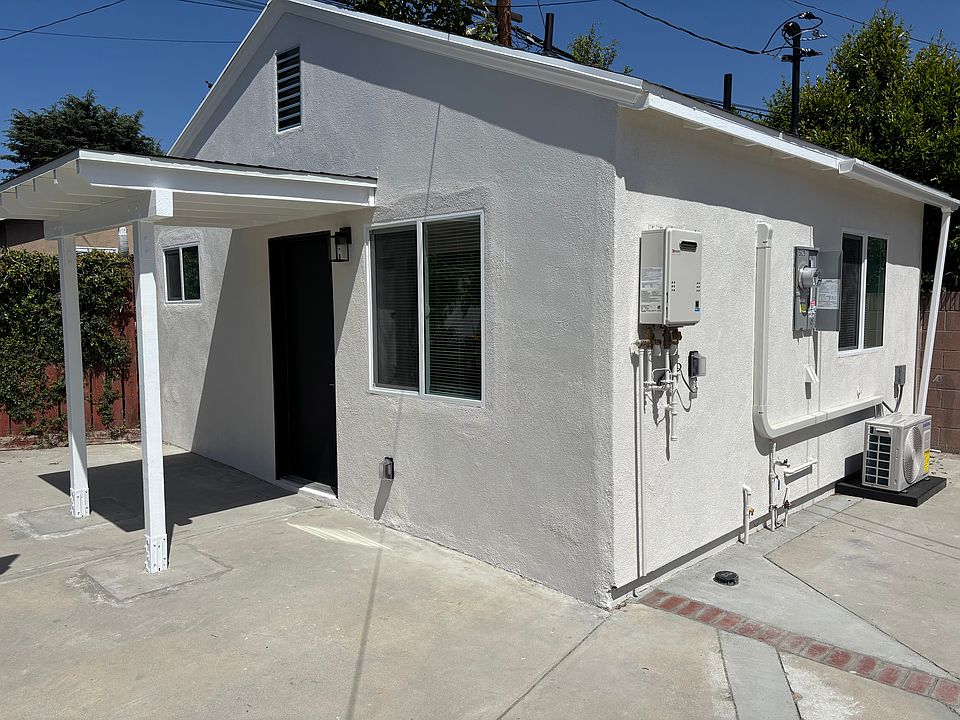 1st image of 5627 Briercrest Ave
