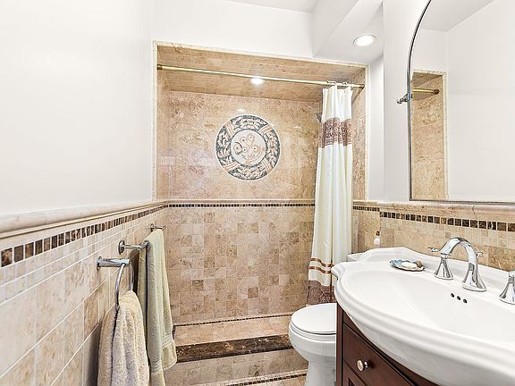 5th image of 340 E 74th St #7AB