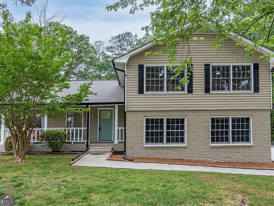 1st image of 1330 Grovenor Way