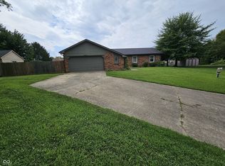 8611 Kenasaw Ct, Indianapolis, IN 46217